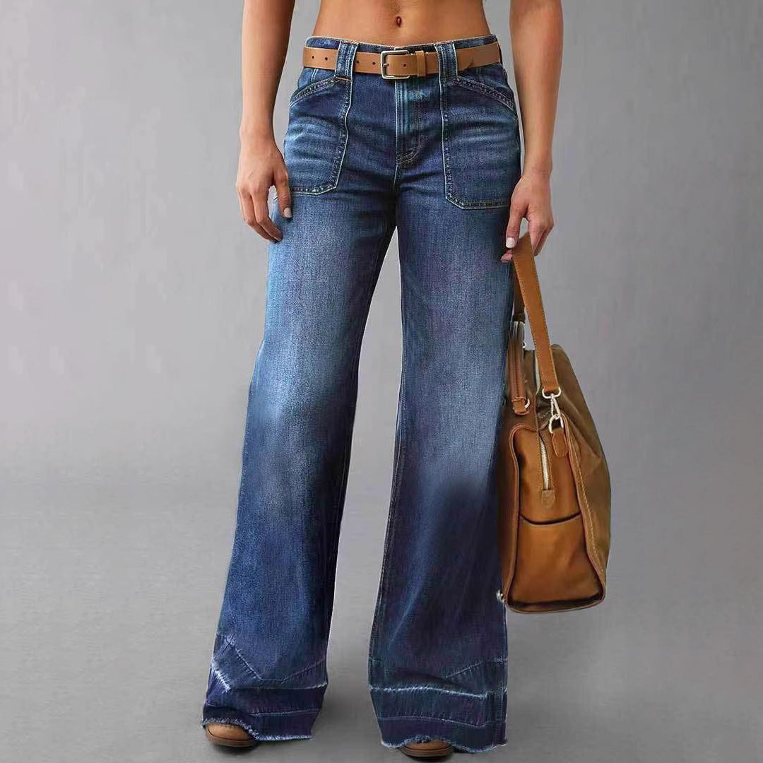 Women Casual Loose Jeans Made of Cotton and Polyester