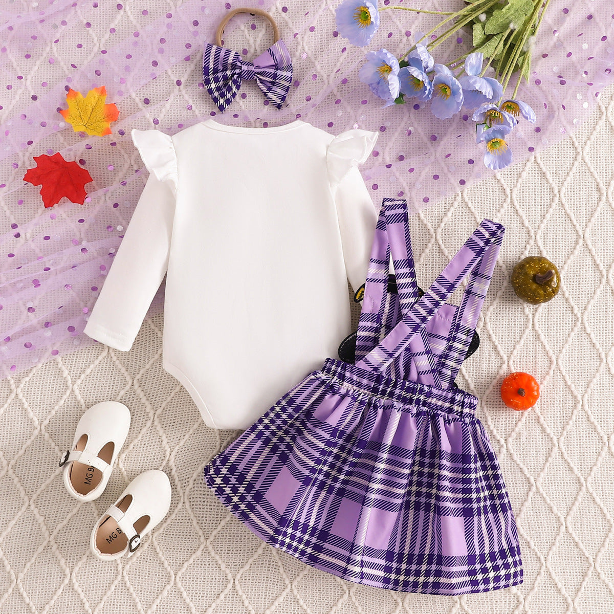 Conjunto de mameluco informal con bordado de fantasmas para niñas pequeñas
