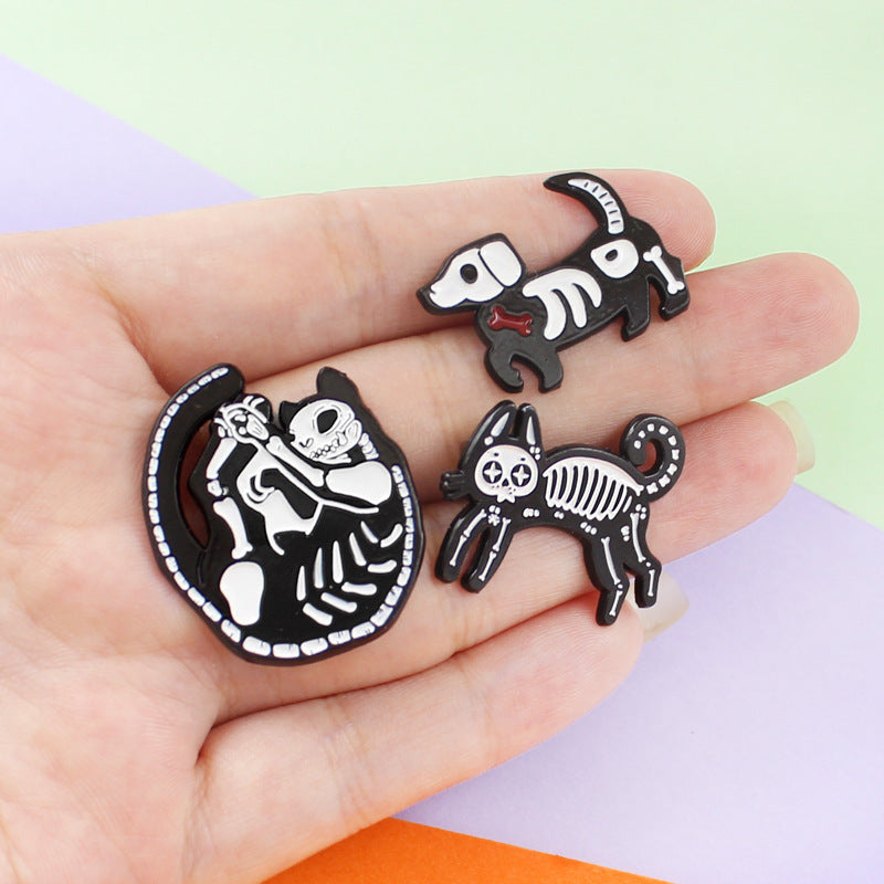 Broches en métal unisexes en forme d'animaux de dessin animé pour Halloween