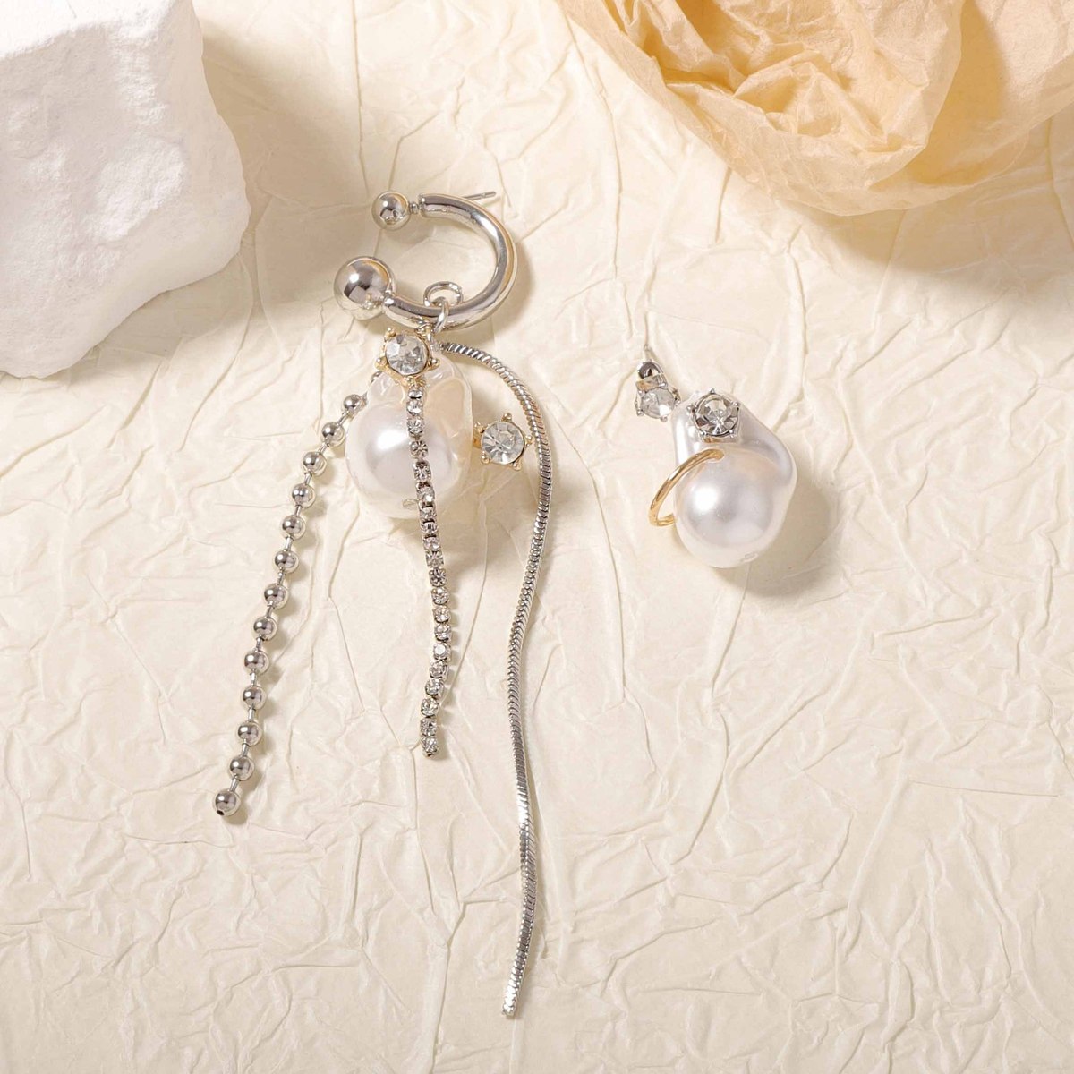 Women Fashion Asymmetric Zircon Long Tassel Earrings in Silver