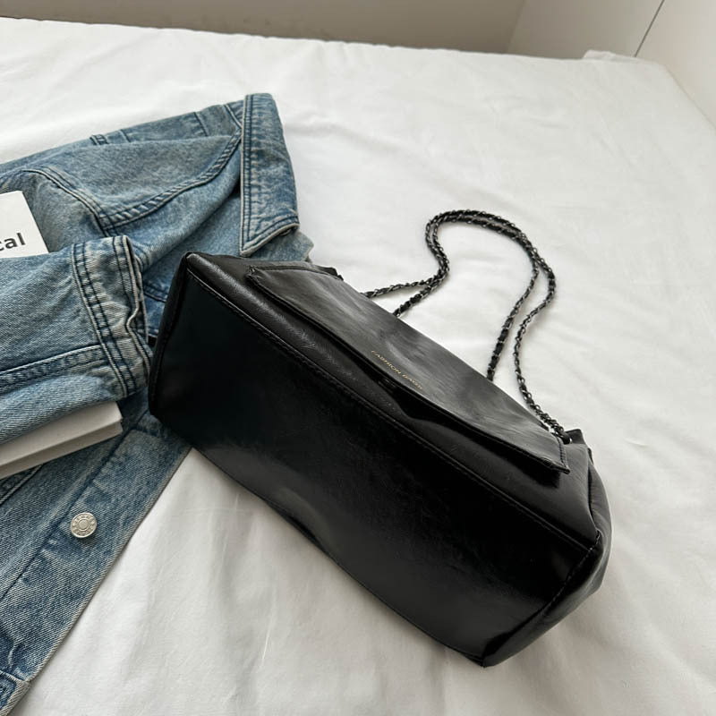 Bolso de mano con cadena de cuero sintético sencillo e informal para mujer