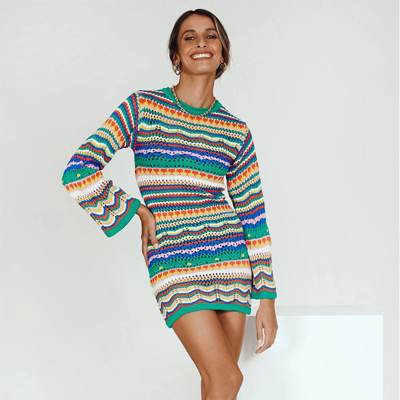 Vestido corto de punto de manga larga con rayas y bloques de color bohemios y vanguardista para mujer