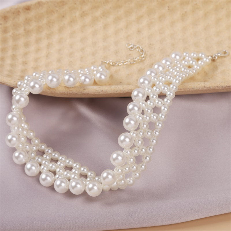 Collier ras du cou bohème fait main en perles d'imitation pour femme