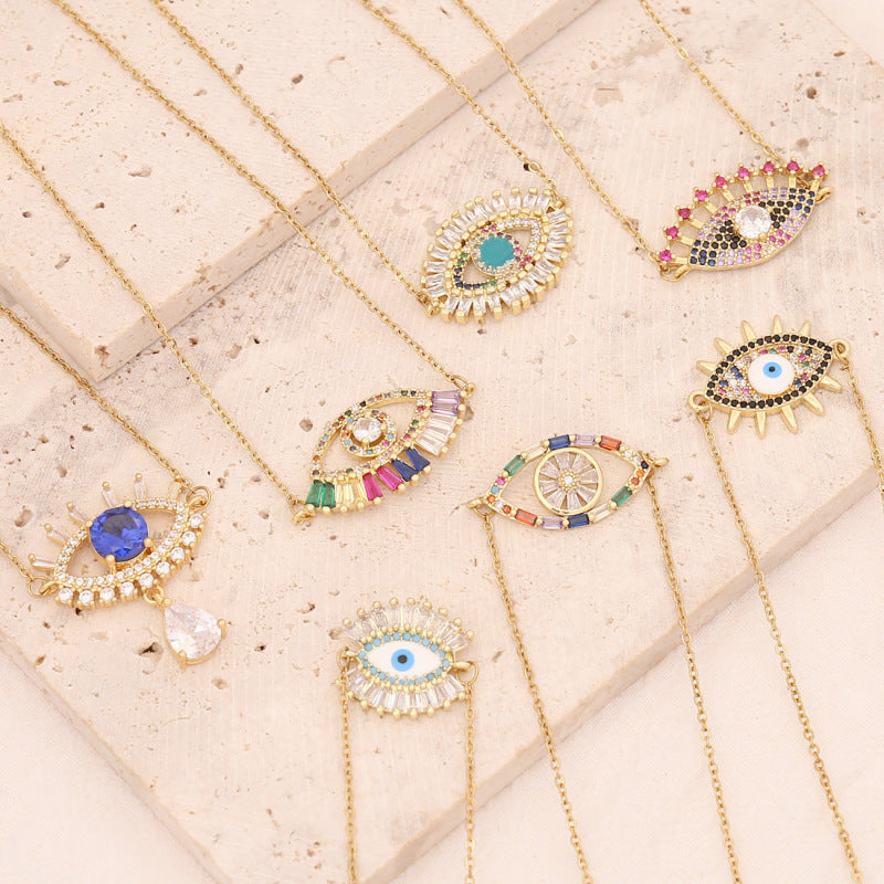 Collar con colgante de ojo malvado de circonita exquisita para mujer