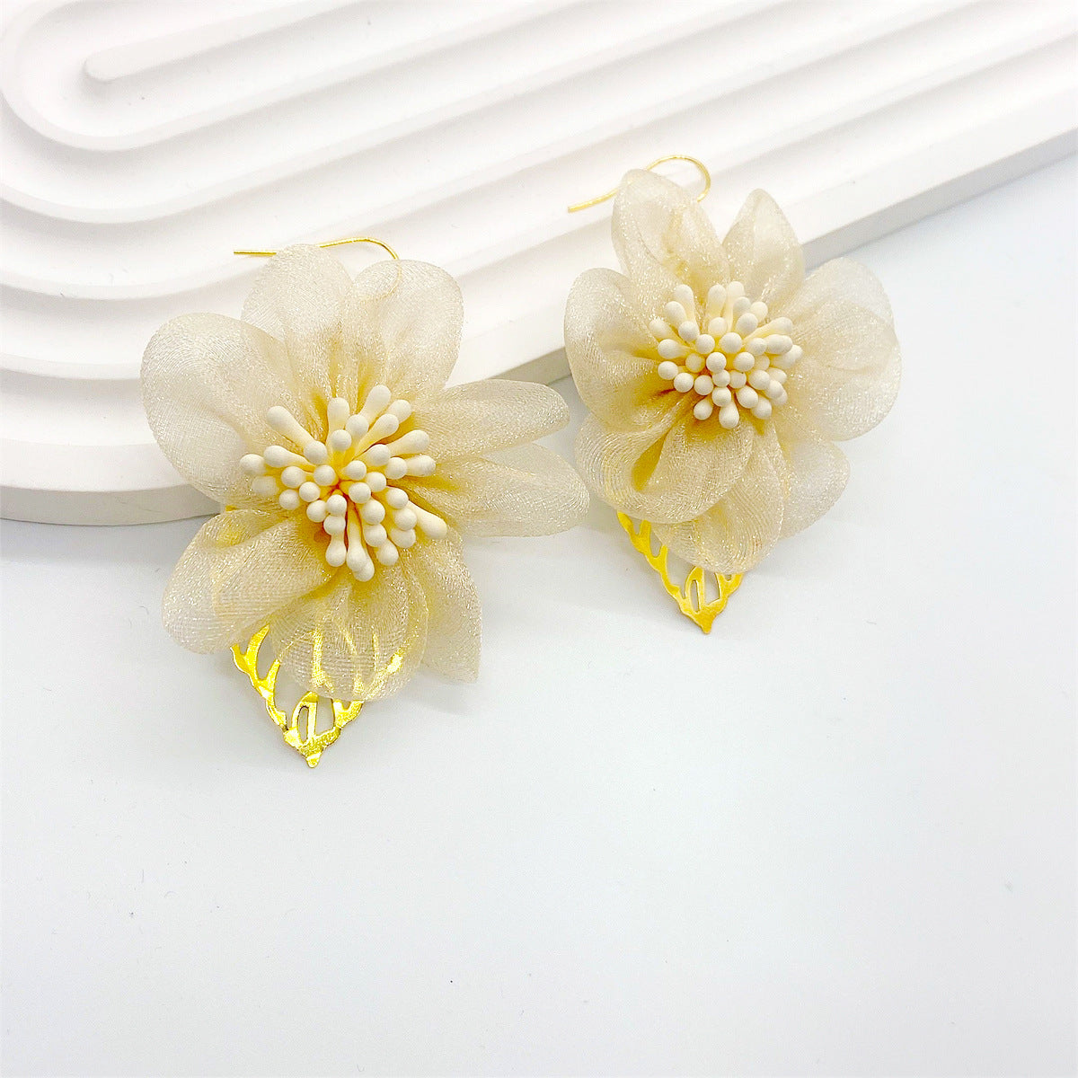Women Fashion Mesh Chiffon Leaves Floral Earrings