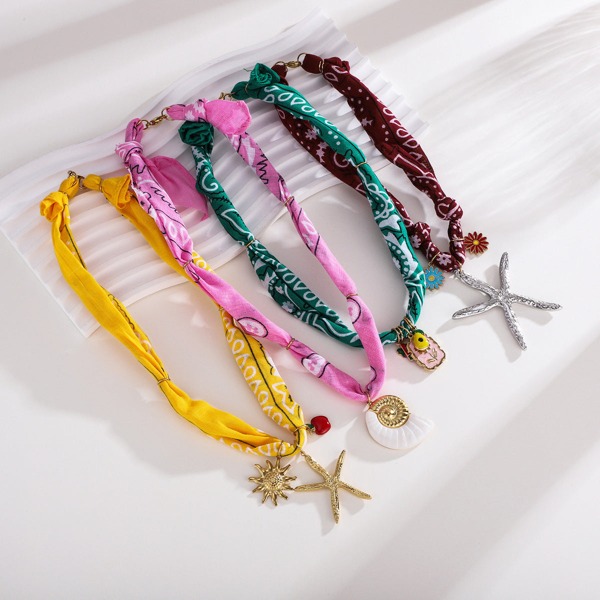 Collar de bufanda de seda con colgante de estrella de mar y caracola de viento oceánico para mujer, joyería de acero inoxidable con forma de animal