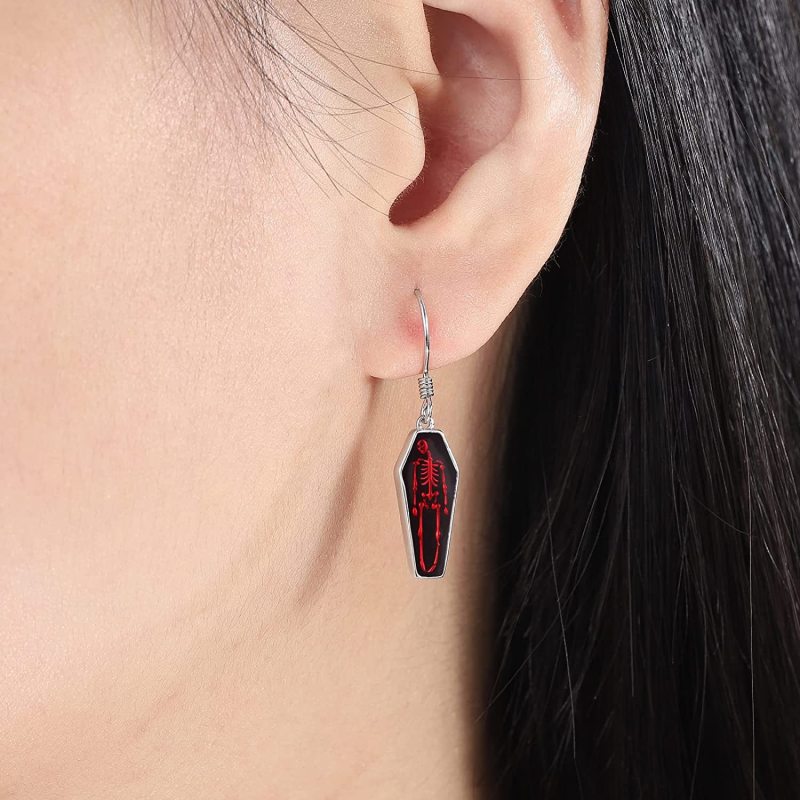 Pendientes de calavera roja con diseño gótico de ataúd para Halloween para mujer