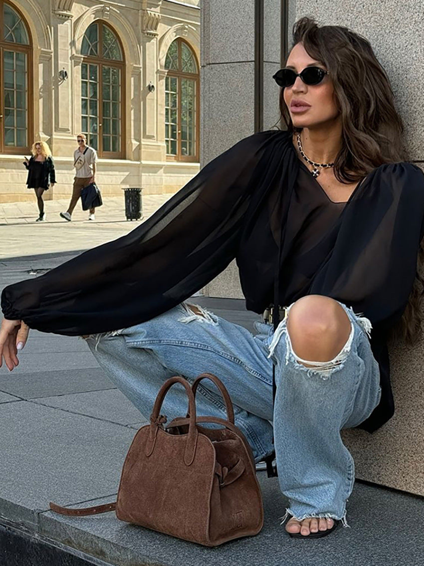 Chemisier noir à lacets et manches longues pour femme