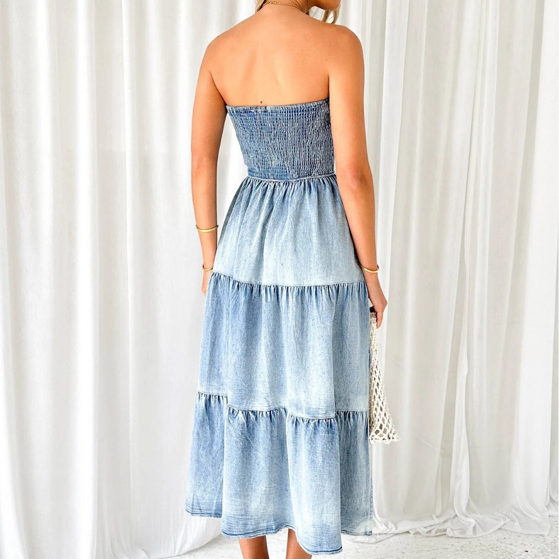 Vestido vaquero sexy con top de tubo y costuras plisadas a la moda para mujer