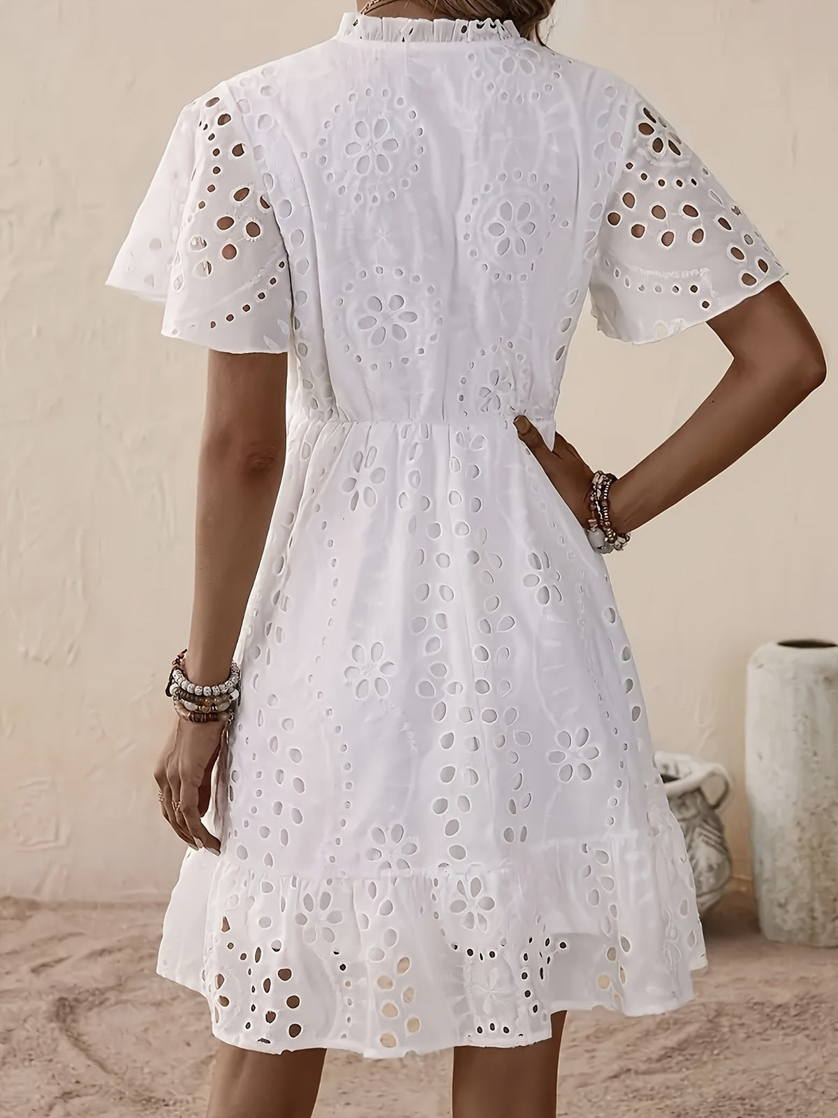 Women Fashion Elegant Lace Embroidery Hollow-Out V-Neck Short-Sleeve Loose Dress