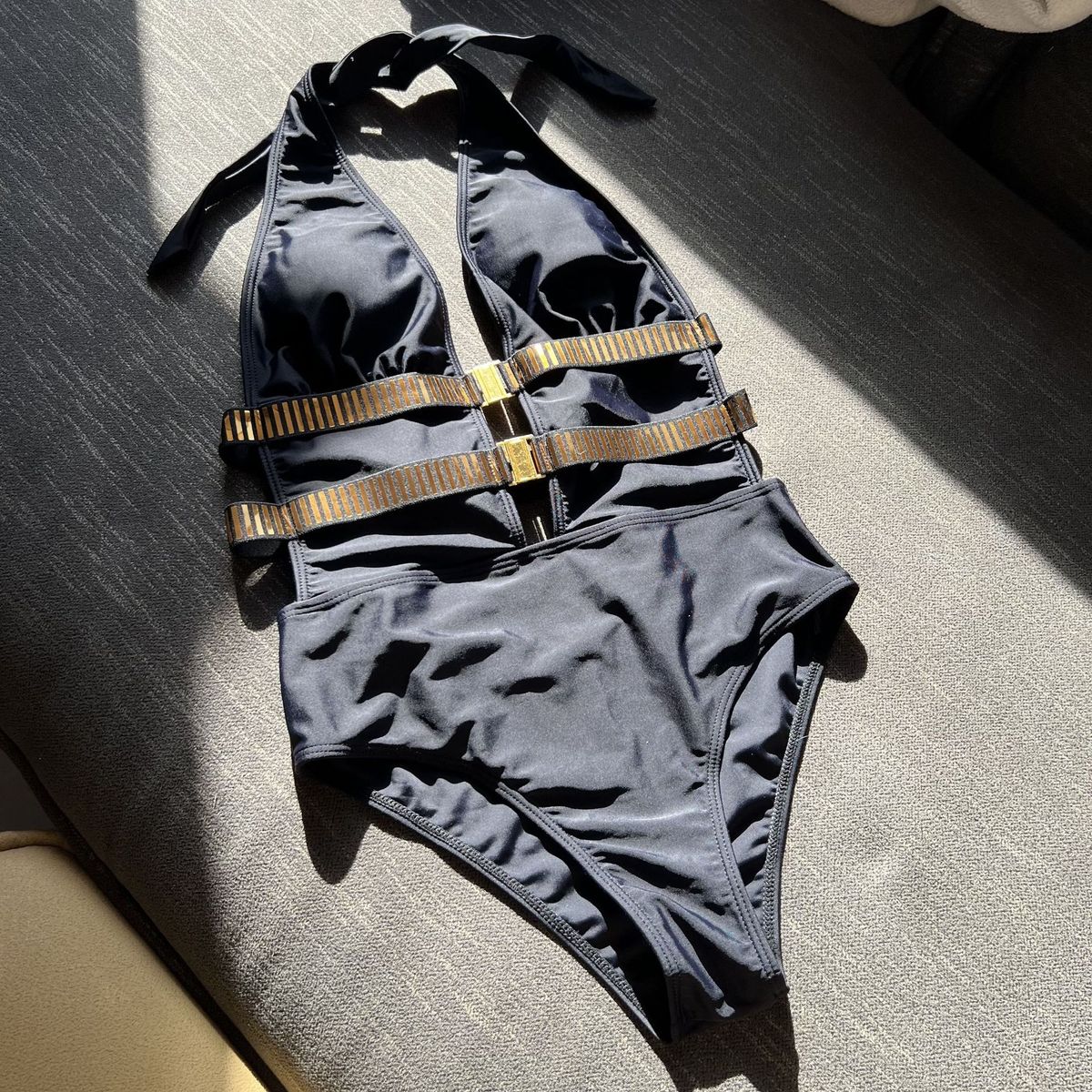 Traje de baño de una pieza con lazo y espalda descubierta para mujer