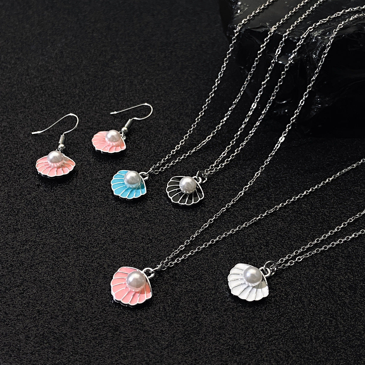 Fashion Exquisite Pearl Shell Necklace Earrings Set - Marine Organisms Style