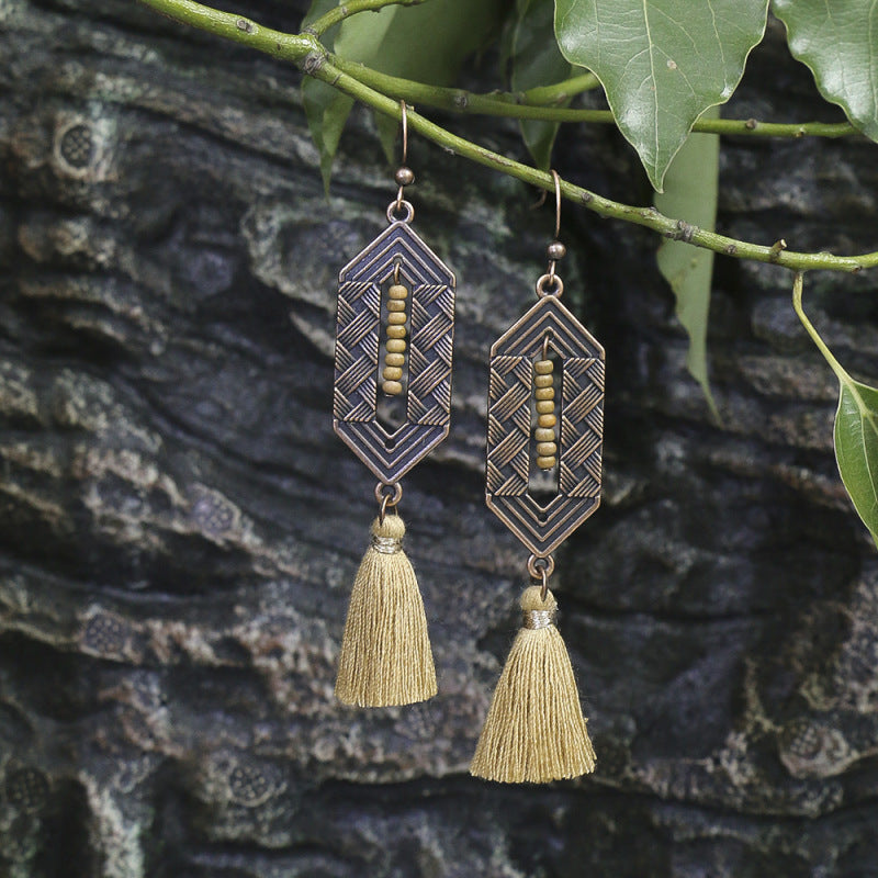 Boucles d'oreilles à pompons rétro de style ethnique bohème
