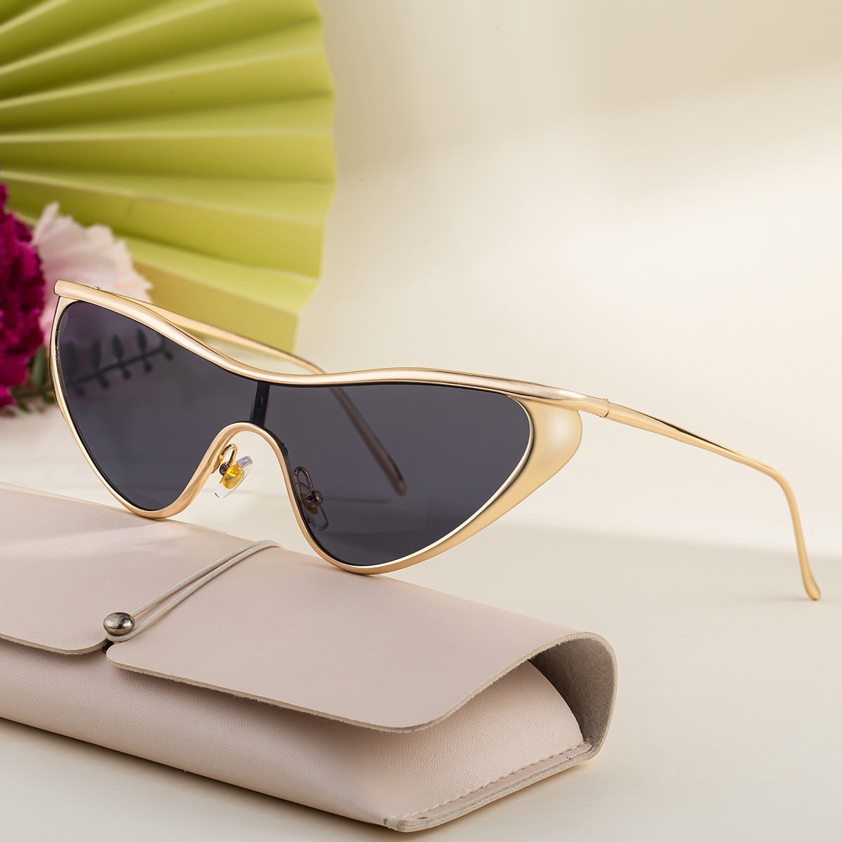 Gafas de sol todo en uno con forma de ojo de gato para mujer