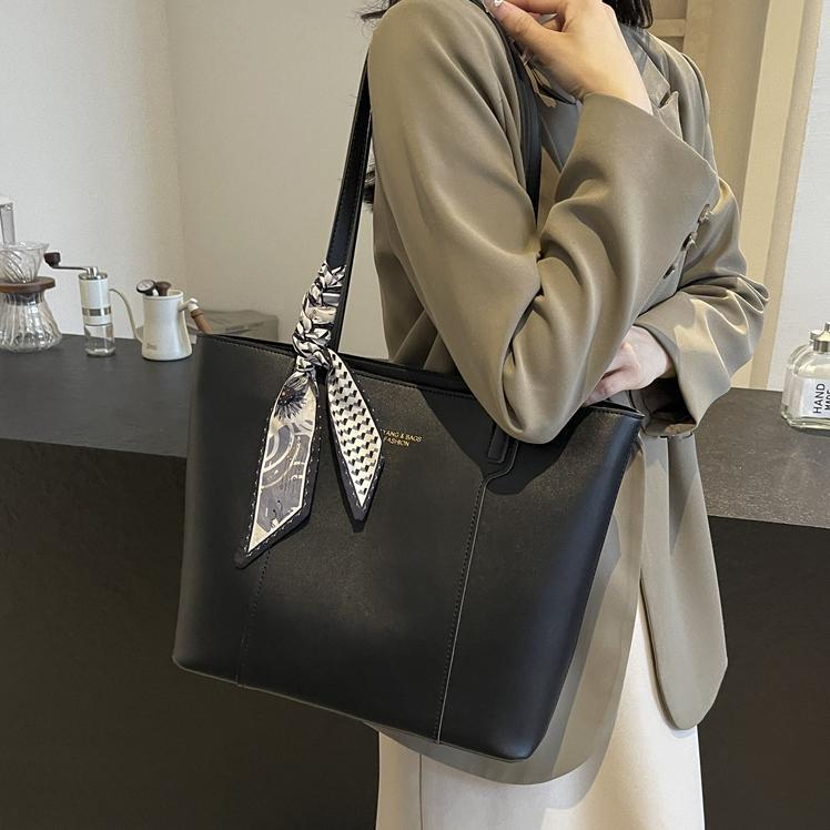 Women Casual Solid Color Large Capacity Tote Bag