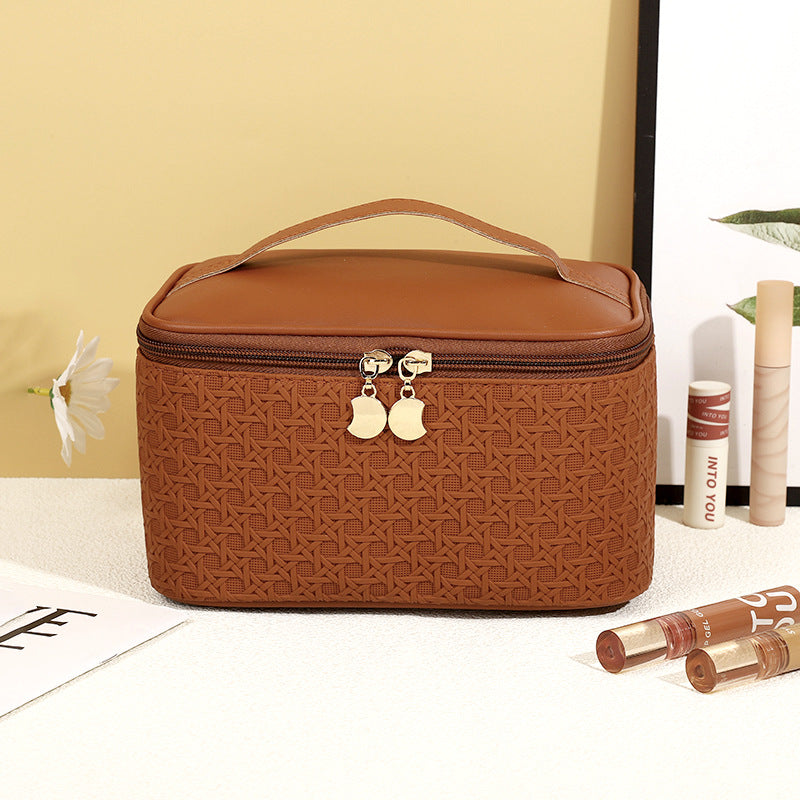 Bolsa de cosméticos sencilla de cuero de color sólido