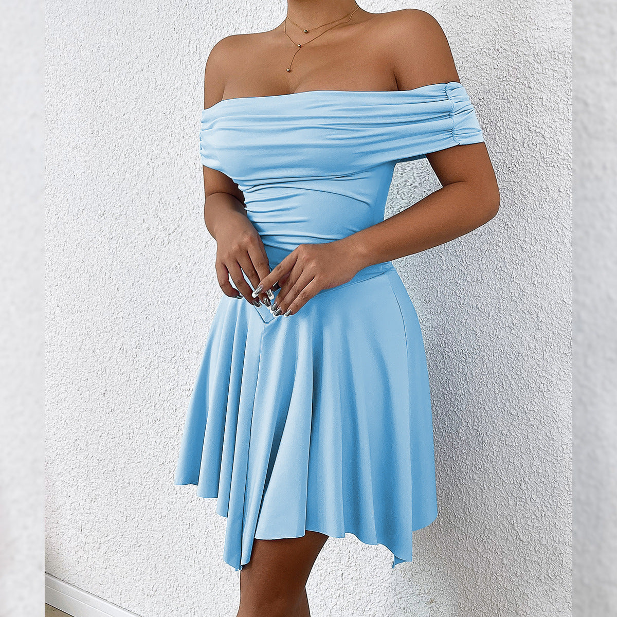 Women Fashion Solid Color Shoulder Irregular Dress in Gourmet Milk Silk