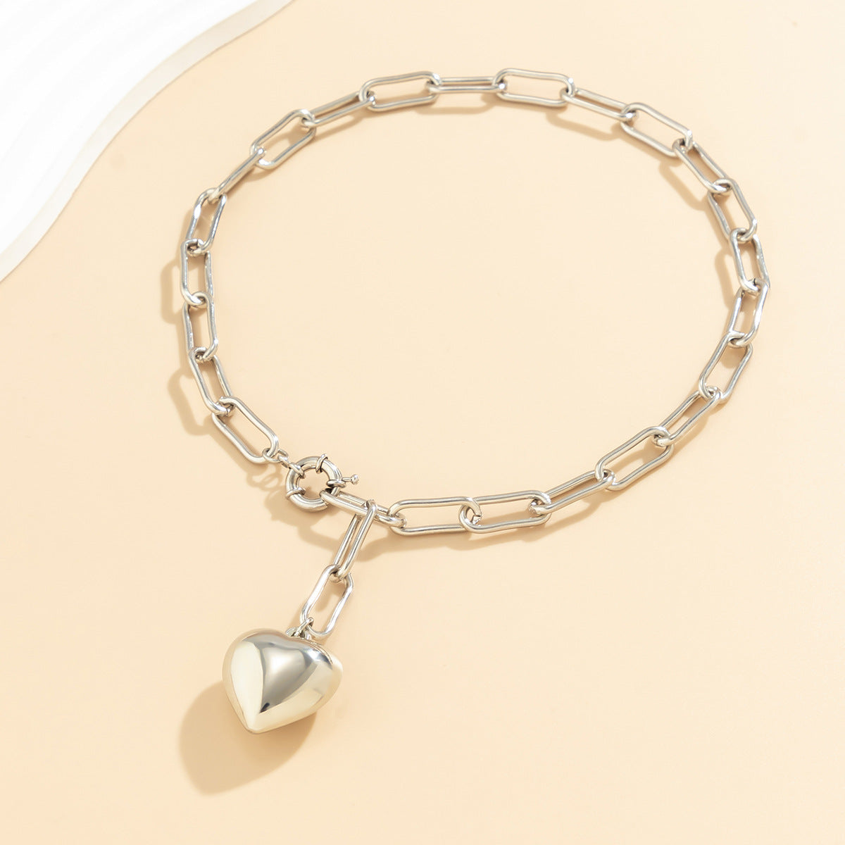 Collar sencillo con hebilla de corazón en forma de Y - Dorado