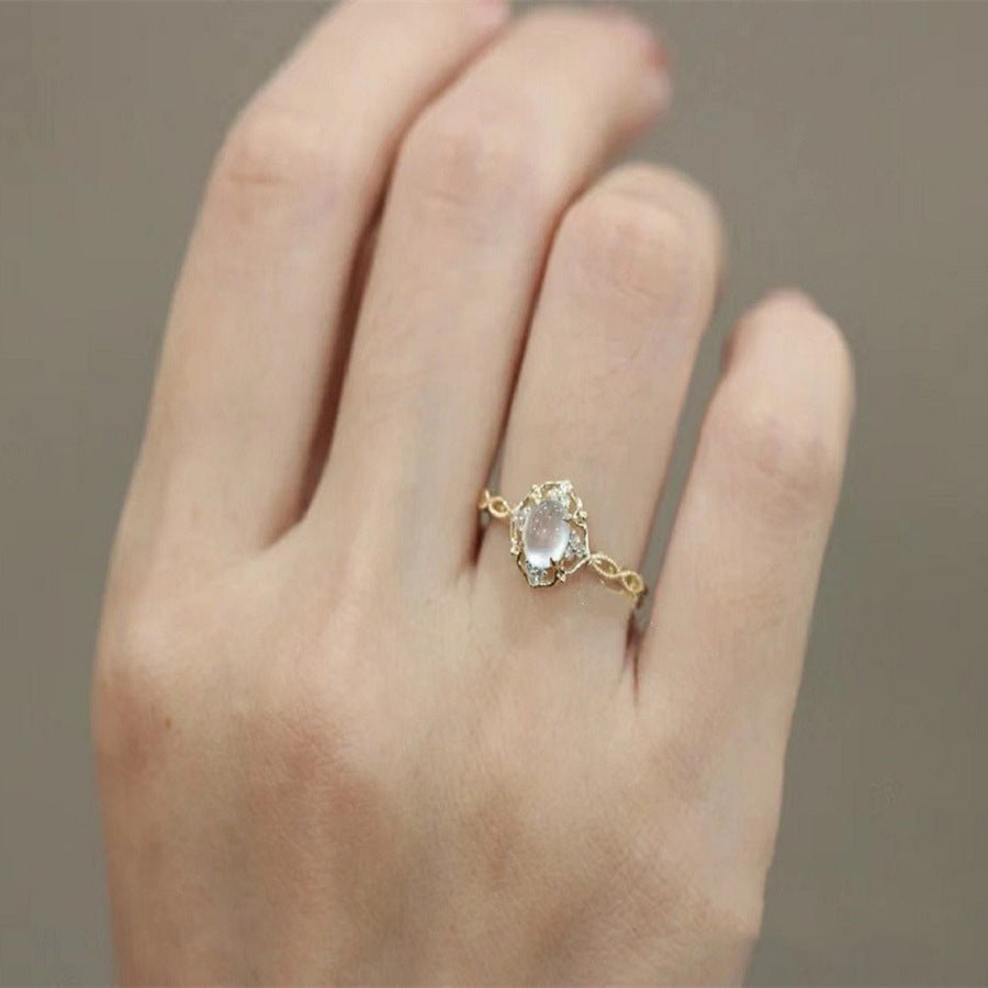 Elegante anillo con piedra preciosa de ojo de gato para mujer
