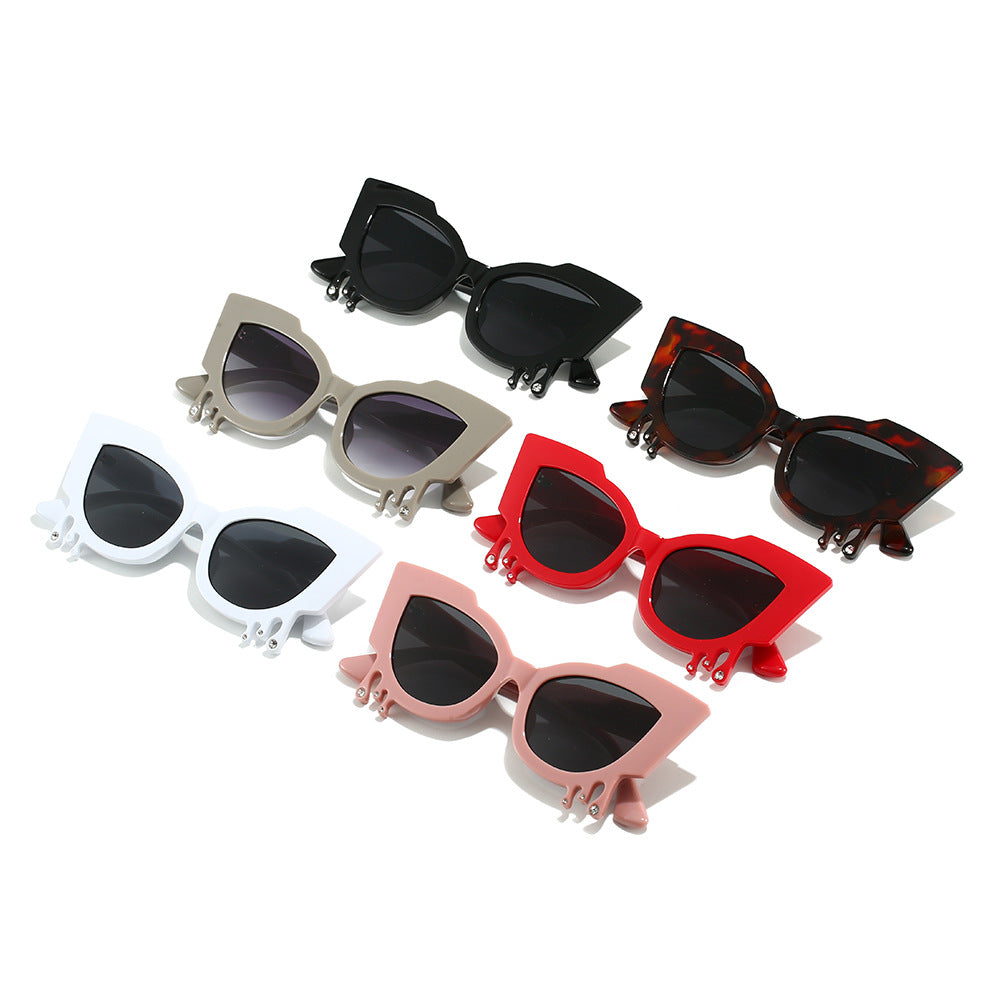 Gafas de sol de Halloween con diseño de ojo de gato y lágrimas de diablo para mujer