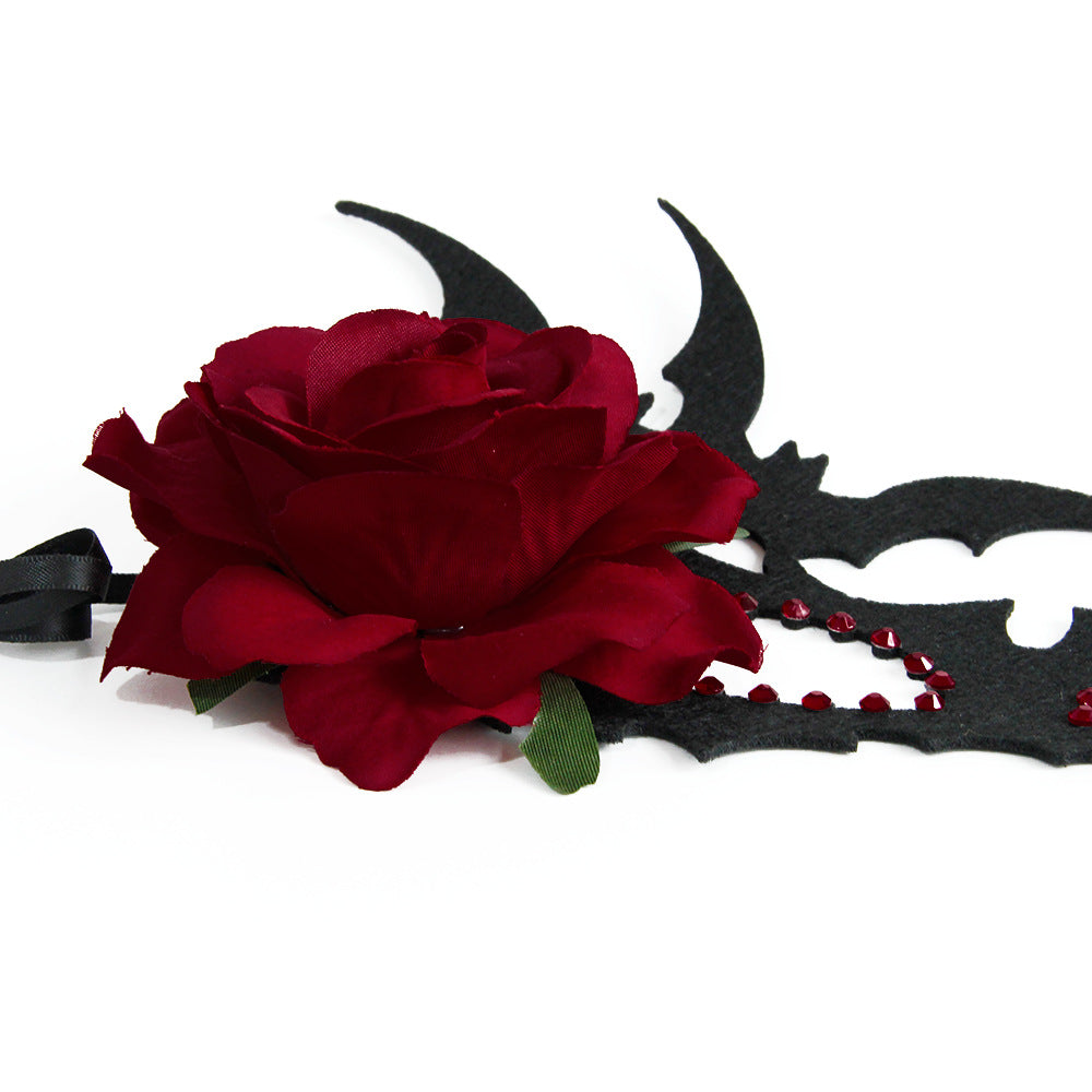 Máscara de murciélago y rosa de fieltro gótico para Halloween con estilo terrorífico