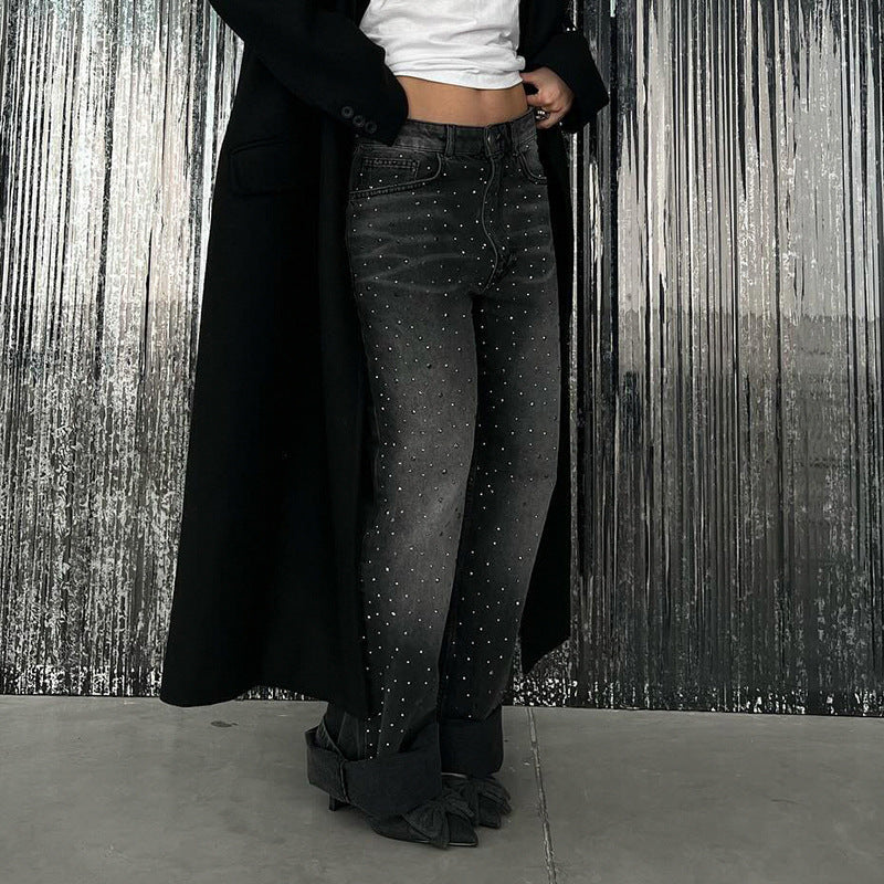 Jeans larges à strass pour femmes