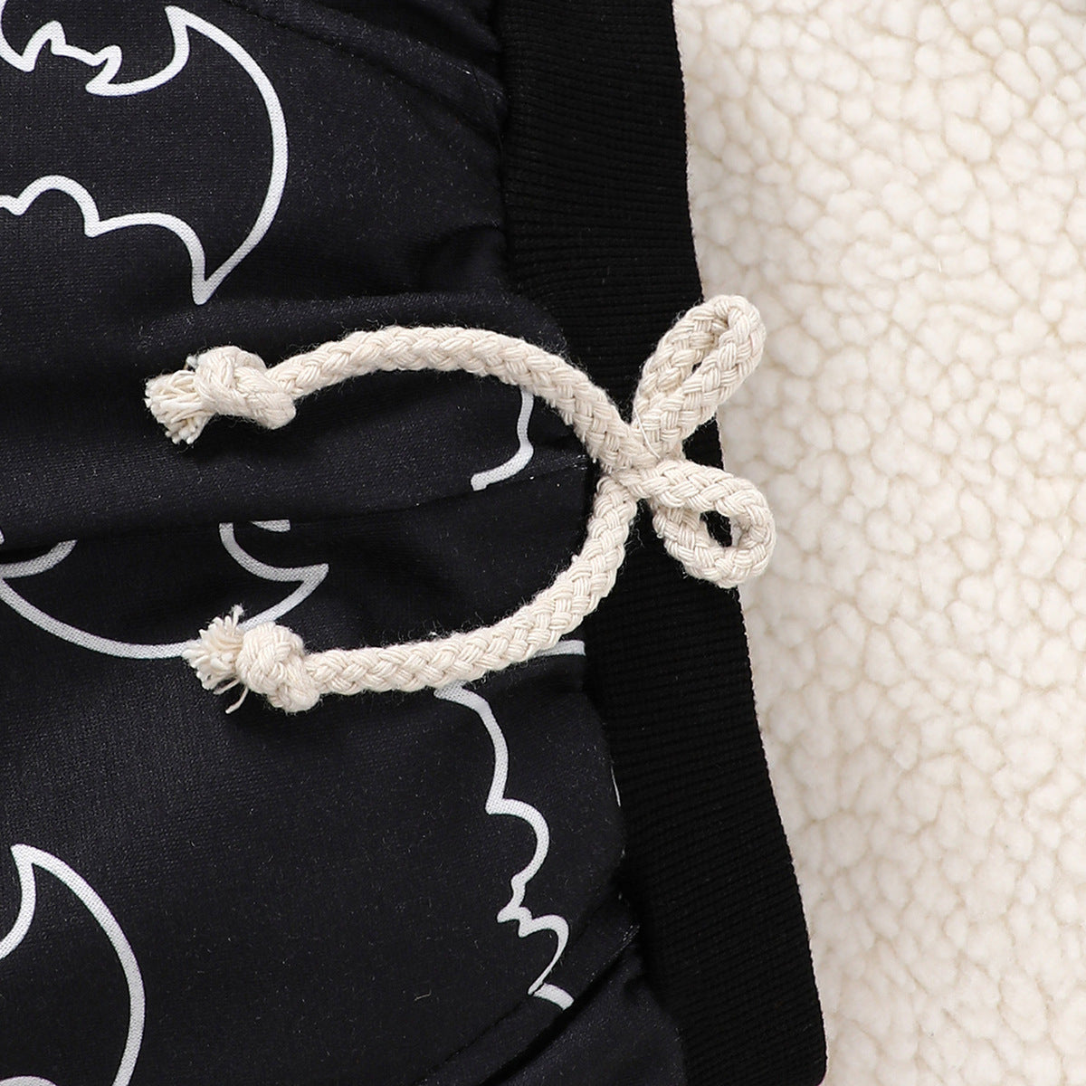 Conjunto de mezcla de algodón con estampado de murciélago de Halloween para niños pequeños