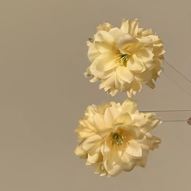 Fashion Simulation Floral Hairpin