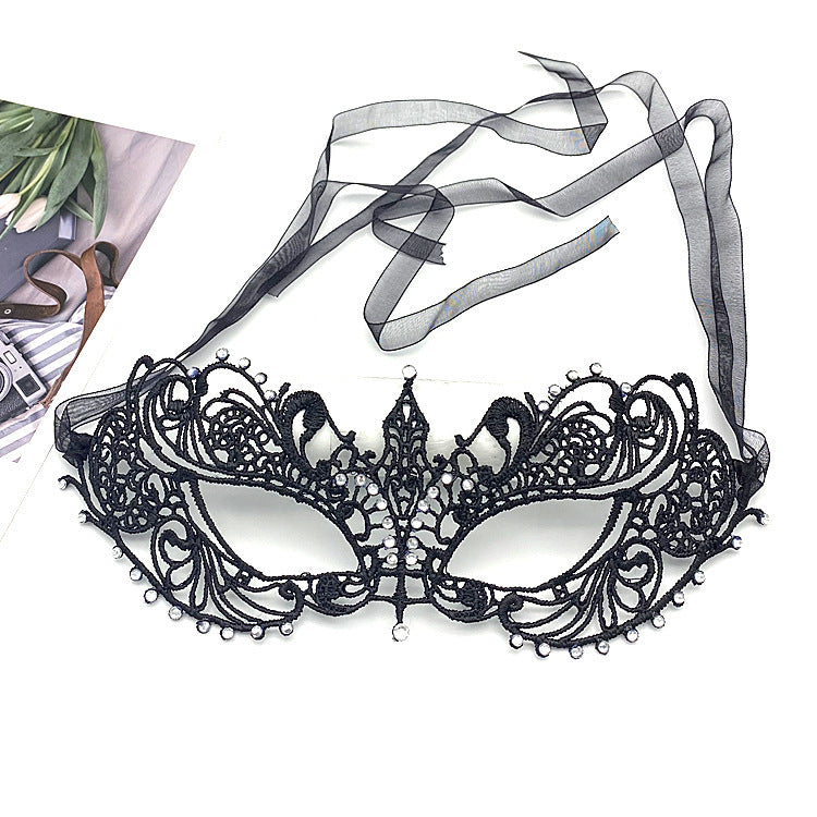Women Lace Half-Face Mask with Diamonds for Halloween