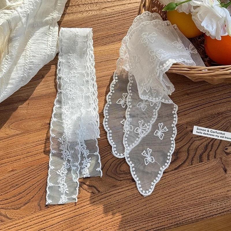 Pañuelo para el pelo largo de seda con lazo de encaje blanco a la moda para mujer