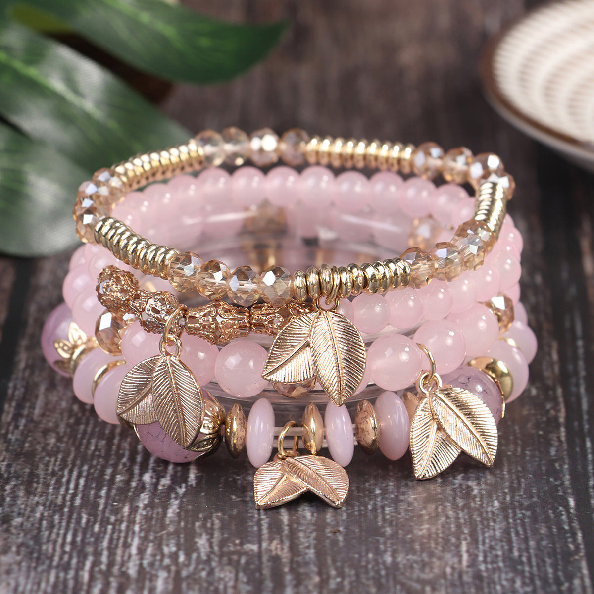Conjunto de pulseras multicapa con cuentas bohemias