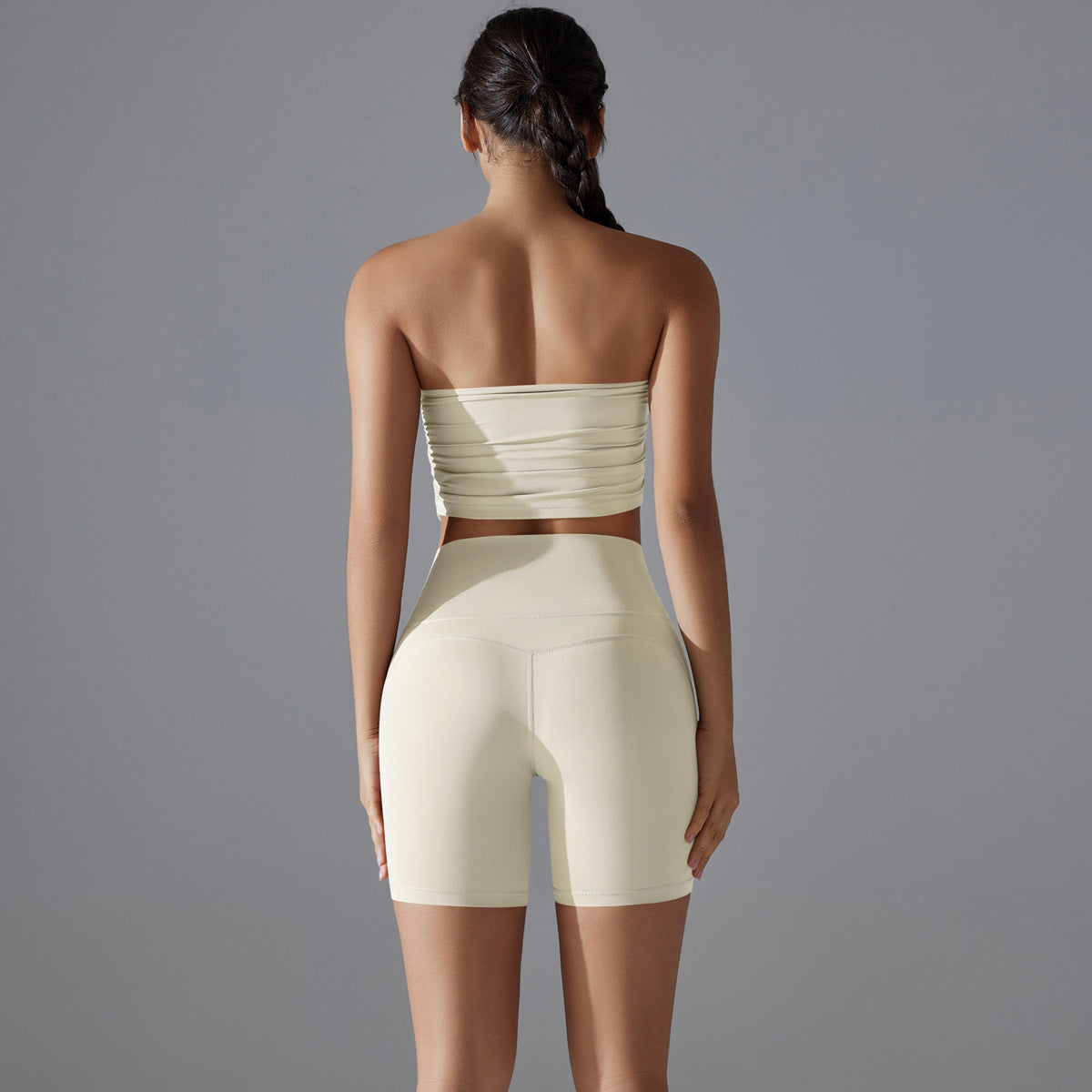 Ensemble haut et short de yoga sans bretelles de couleur unie pour femme