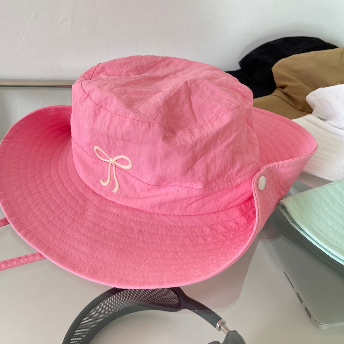 Chapeau bob tendance pour femme, joli et mignon, avec nœud rose