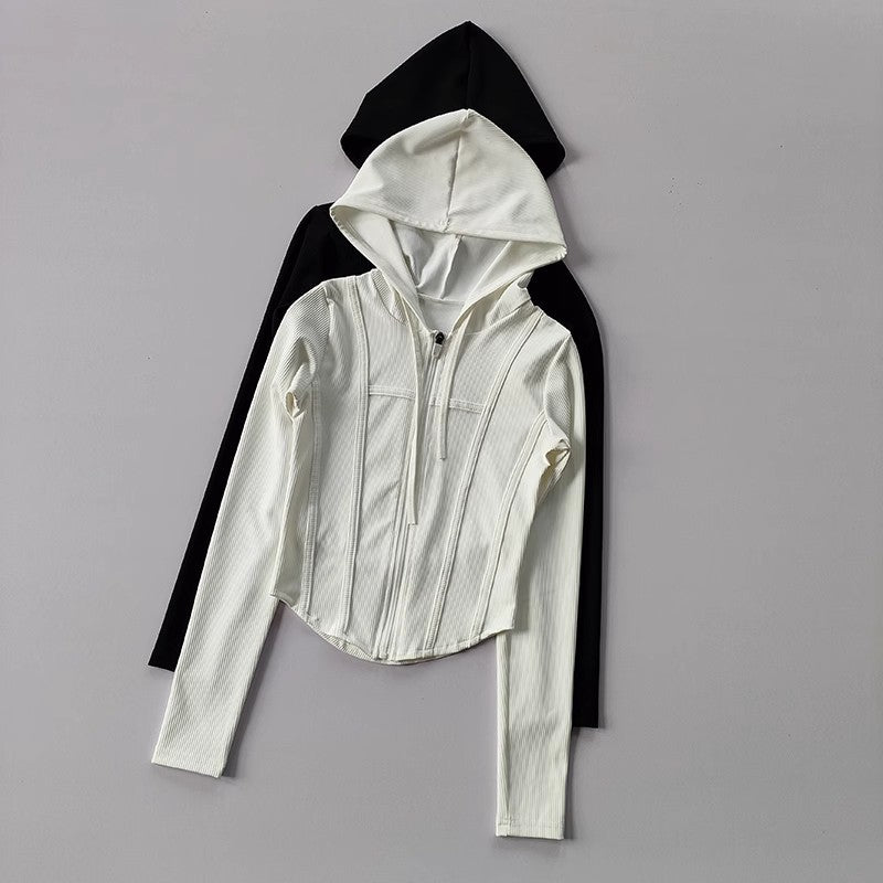 Veste de sport à capuche pour femme, en nylon et élasthanne