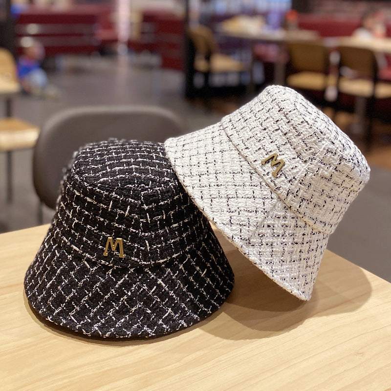 Sombreros de pescador vintage con letra M de metal para mujer
