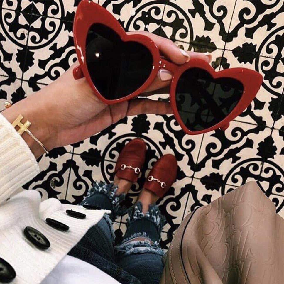 Retro Heart Shaped Sunglasses Resin Frame Literature and Art Style