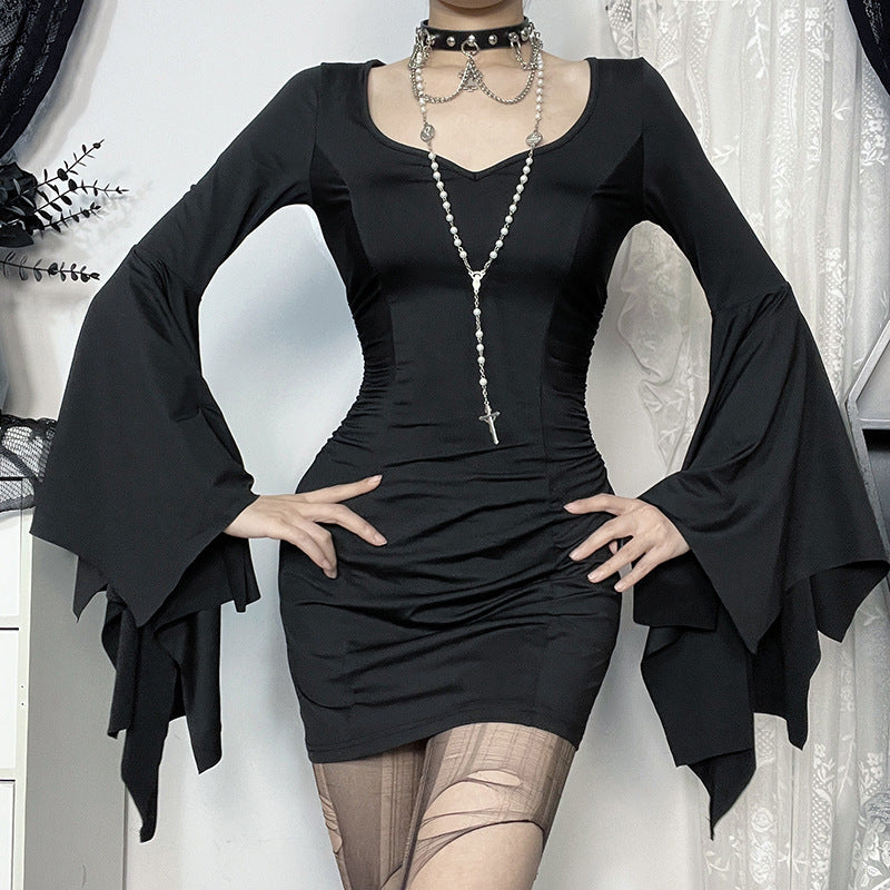 Robe élégante à manches chauve-souris et col en V style gothique pour femme