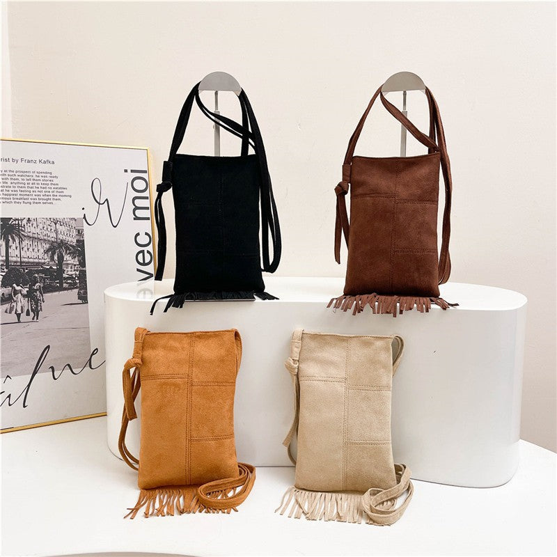 Bolso bandolera retro con borlas esmeriladas de color sólido para mujer