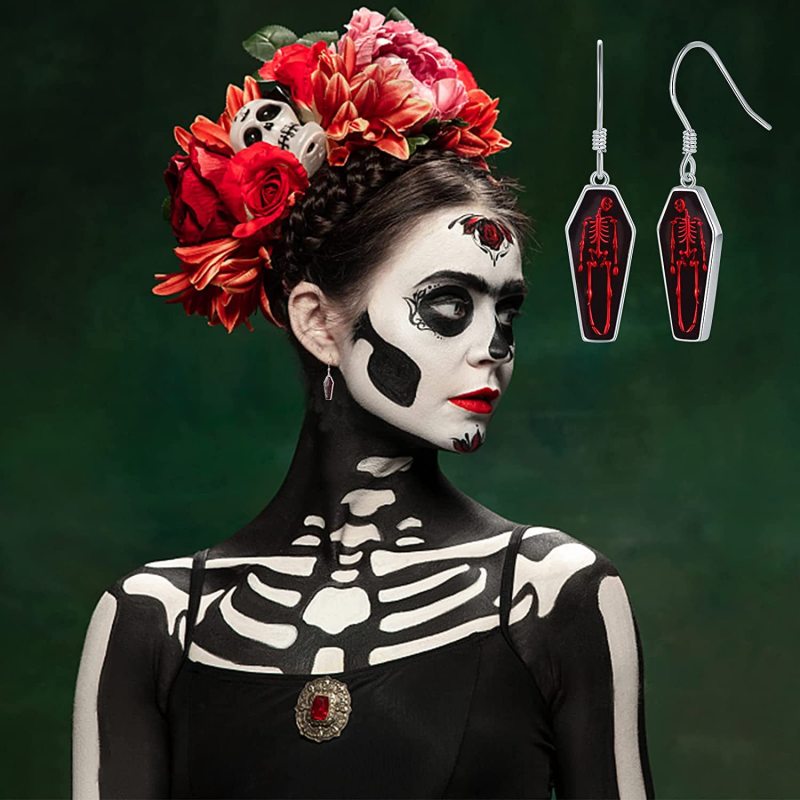 Pendientes de calavera roja con diseño gótico de ataúd para Halloween para mujer