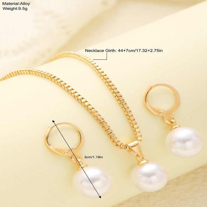 Fashion Pearl Necklace Earrings Two-Piece Set