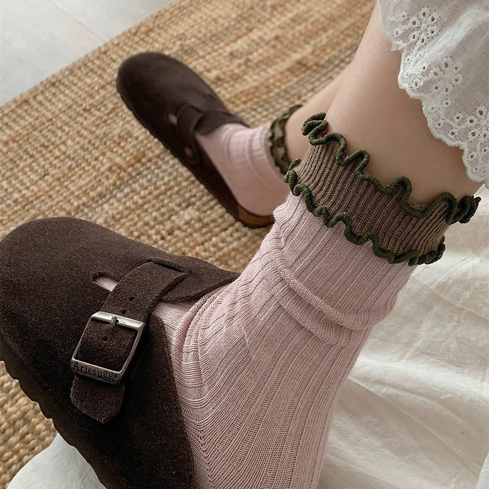 Fashion Distinctive Wood Ear Side Stockings