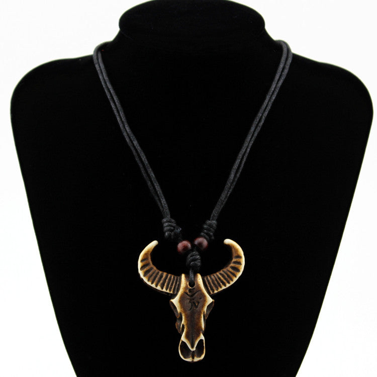 Collar unisex vintage de imitación de hueso de yak para Halloween