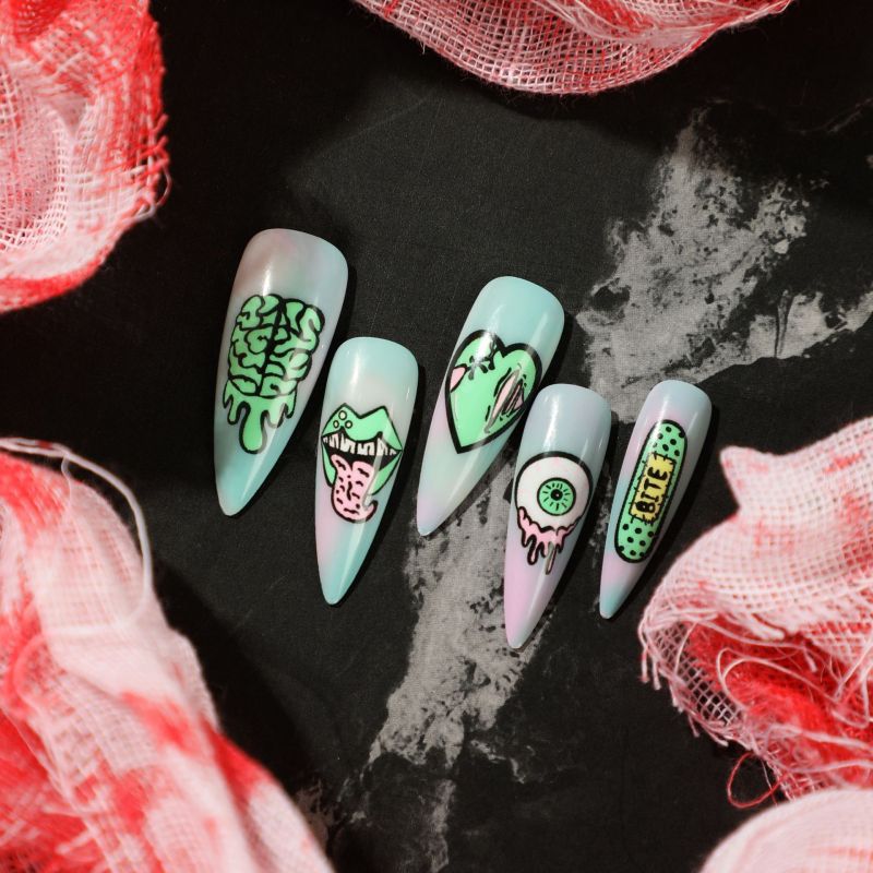 Mode femme Halloween étoile tachée coeur vert globe oculaire lèvres faux ongles
