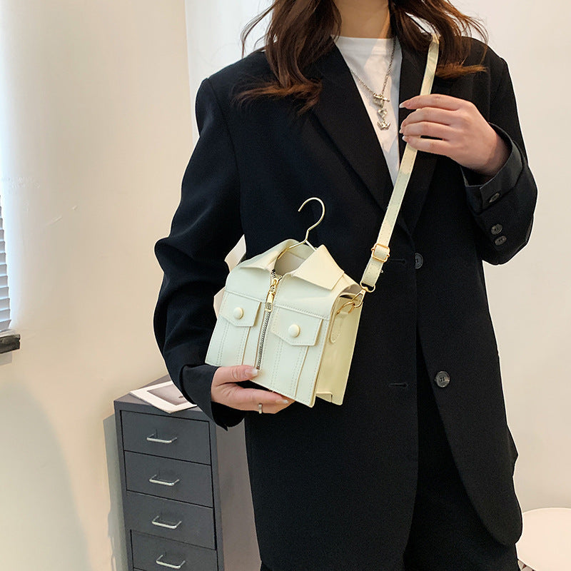 Petit sac à bandoulière carré tendance pour femme