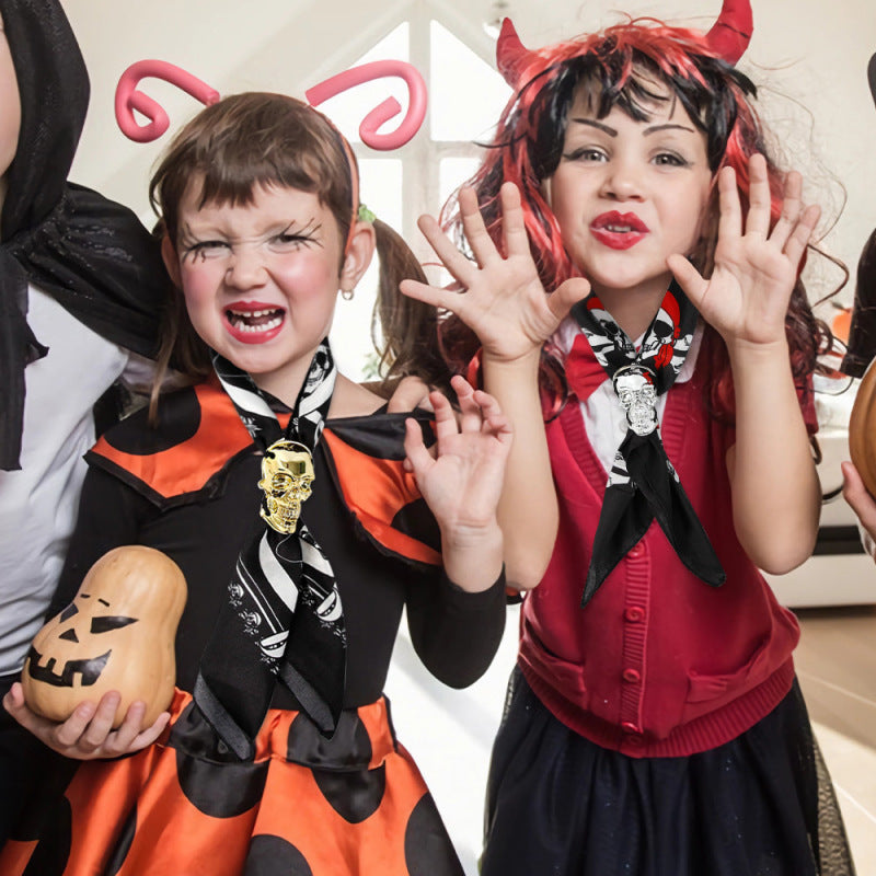 Costume d'Halloween pour enfants avec nœud papillon fantôme et accessoires tête de mort