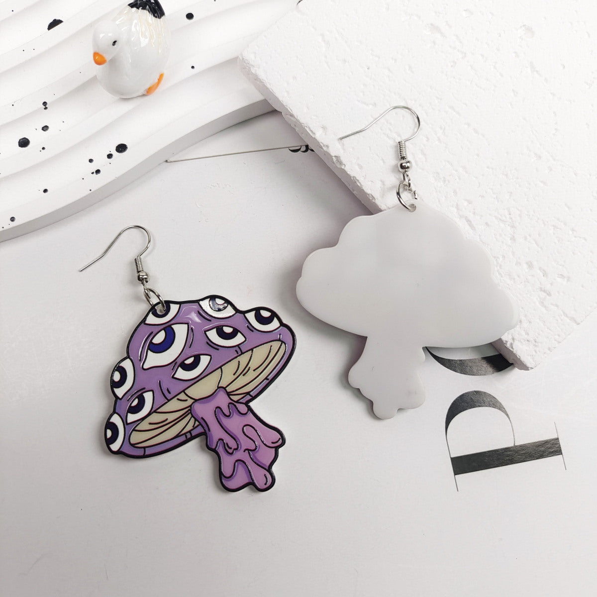 Pendientes acrílicos de Halloween para mujer con diseño de calavera de Diablo, fresa y lápida