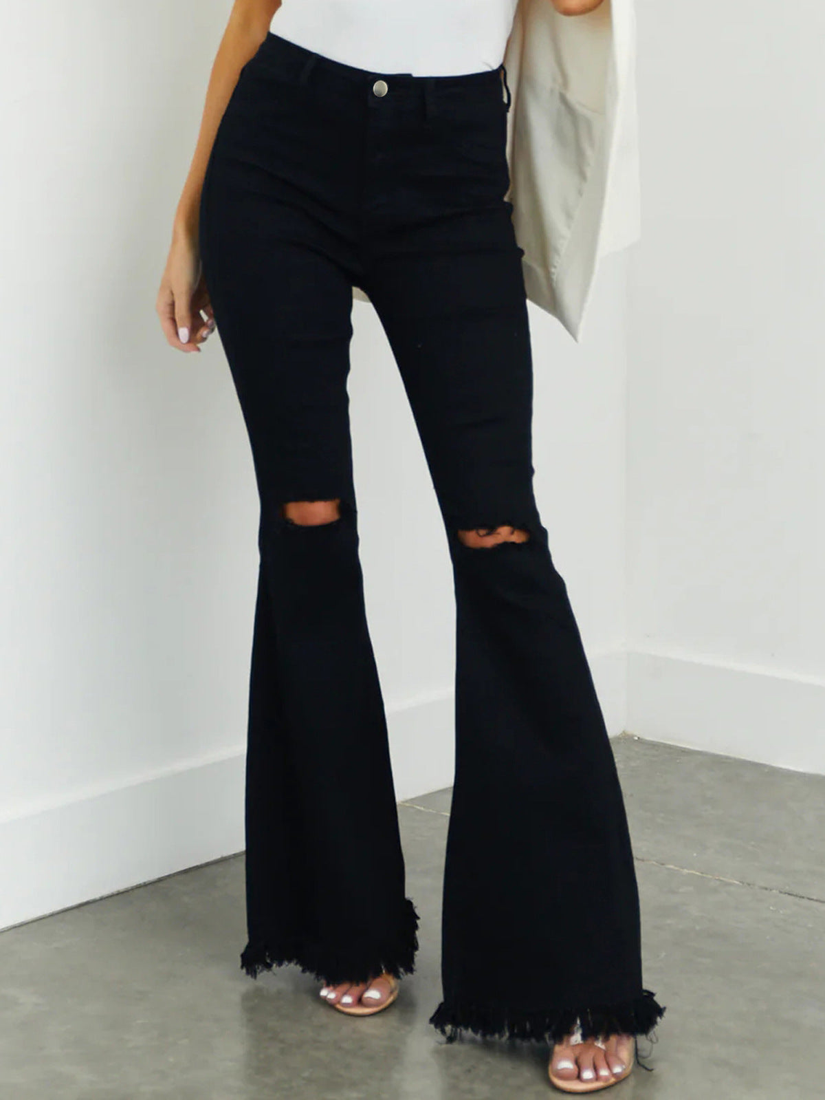 Women Fashion Black Ripped Stretch Flared Jeans for Urban Style