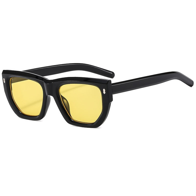 Gafas de sol con montura cuadrada sencilla y diseño de uñas de arroz para mujer
