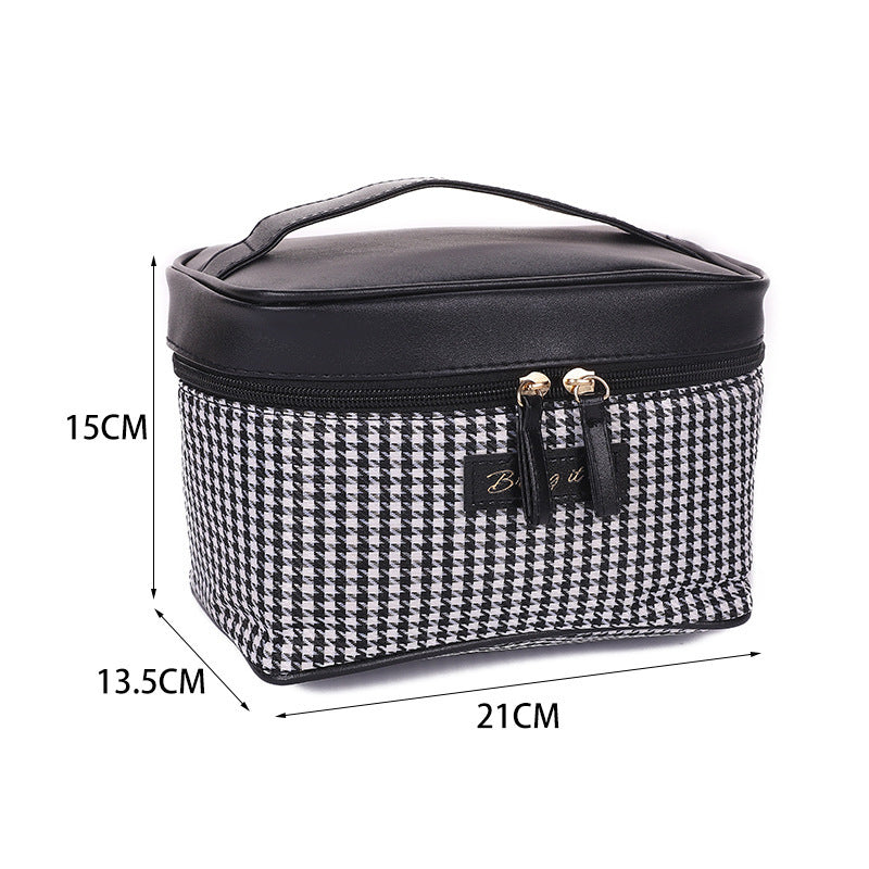 Simple Houndstooth Pattern Large-Capacity Cosmetic Bag