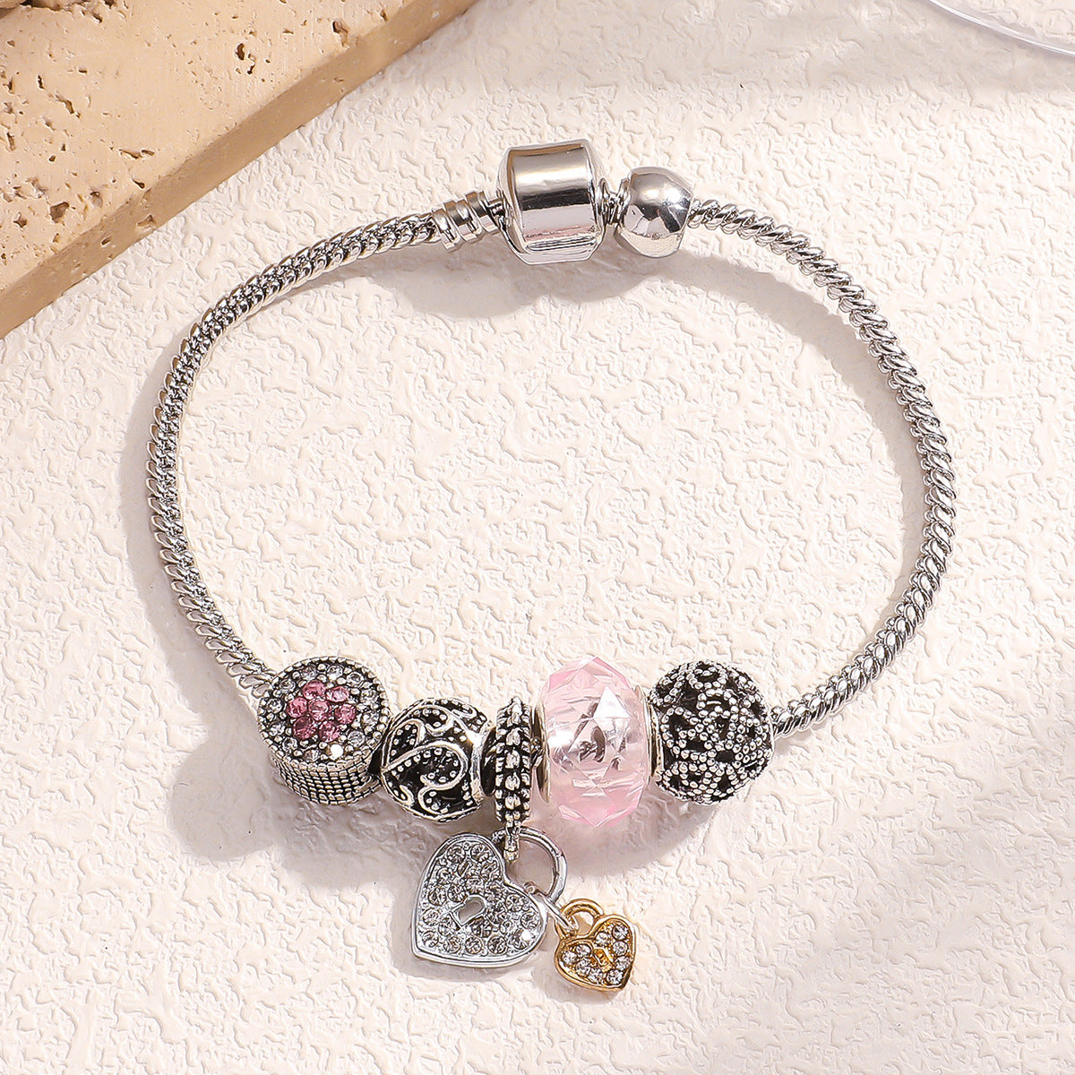 Pulsera con colgante de estrella de cinco puntas y oso de amor para mujer